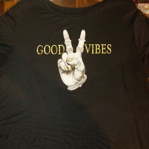 Womens Goodvibes shirt